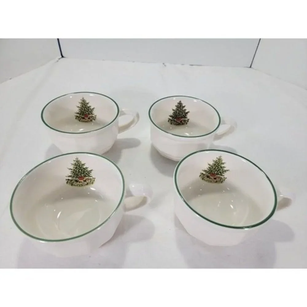 Pfaltzgraff‎ Heritage Christmas Tree Set of 4 Coffee Tea Cups